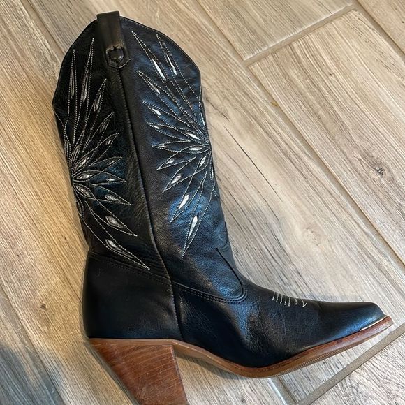 Dingo Boots - Picture 8 of 8